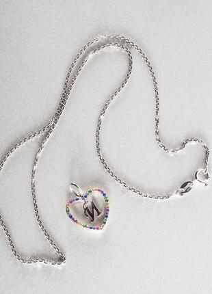 Срібна підвіска серце з різнокольоровими фіанітами та літерою і "аліса"