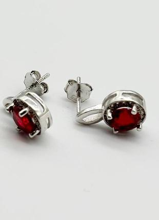 Серебряные серьги с фианитами