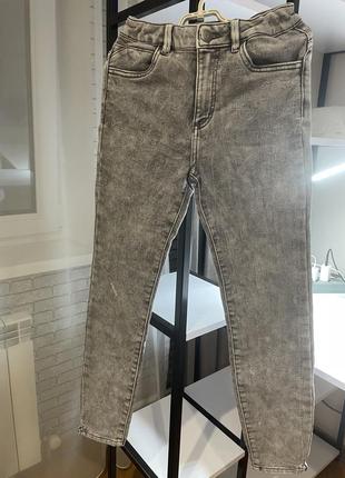 Круті джинси reserved для дівчинки 10-12 років