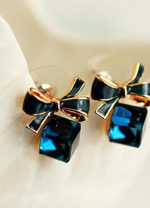 Серьги гвоздики пуссеты бижутерия женские "blue cube"