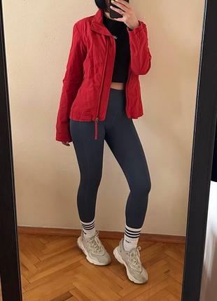 Спортивна куртка, вітровка