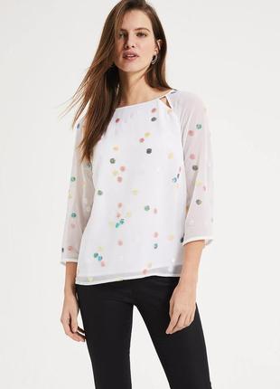 Блуза жіноча біла з паєтками різнобарвна