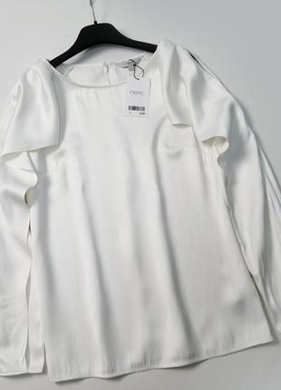 Біла блуза з вирізами на рукавах next