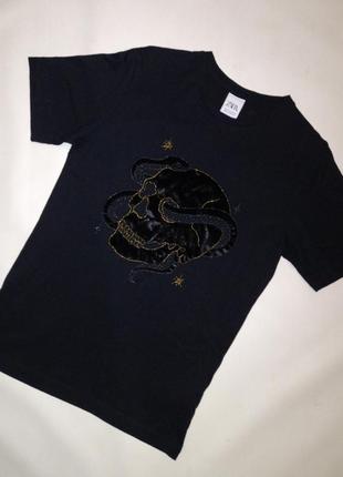 Чорна футболка череп змія zara