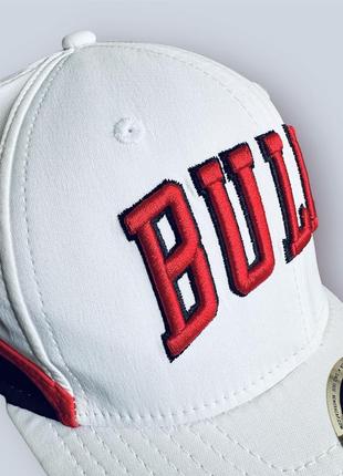 New era/chicago bulls/nba/тракер/кепка