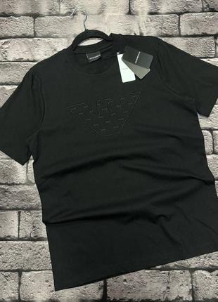 Футболка в стиле armani