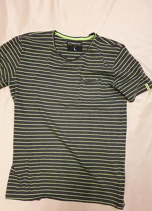 Чоловіча футболка