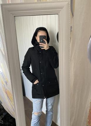 Куртка курточка черная парка