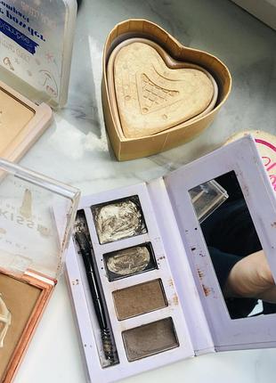 Набор косметики + маленькая косметичка