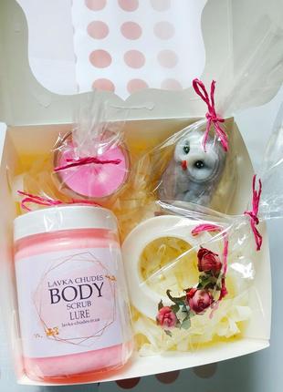 Набір в подарунковій упаковці, подарунок для дівчини , жінці