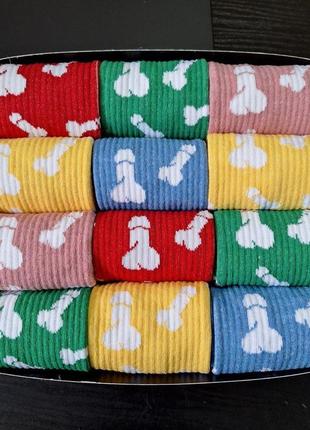 Набір (12 пар) шкарпеток 40-45 на подарунок