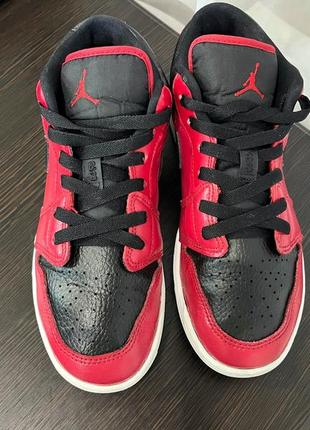 Nike air jordan 1 low (gs) red black