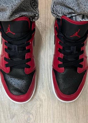 Nike air jordan 1 low (gs) red black