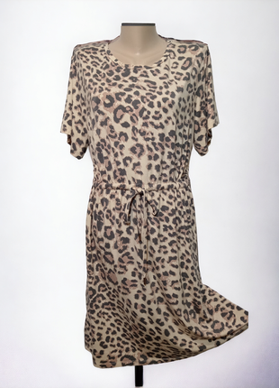 Плаття трикотажне, з леопардовим принтом.