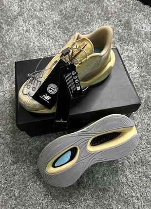 Нові кросівки new balance fuelcell x stone island4 фото