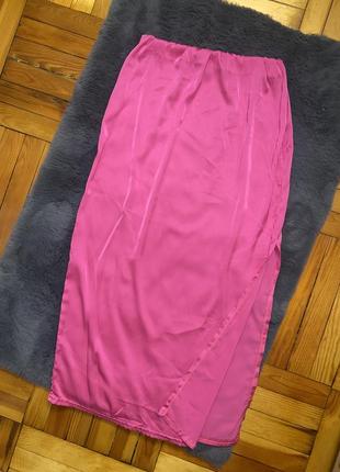 Розовая длинная юбка
