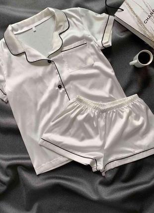Біла шовкова класична піжамка для дому відпочинку та сну сорочка на ґудзиках шорти пижама шелк