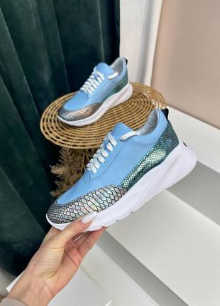 Голубые с блестящими кожаными кроссовками кеды цвет на выбор