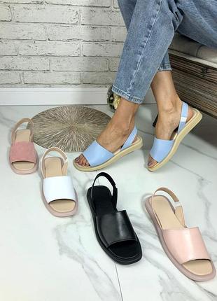 Жіночі босоніжки