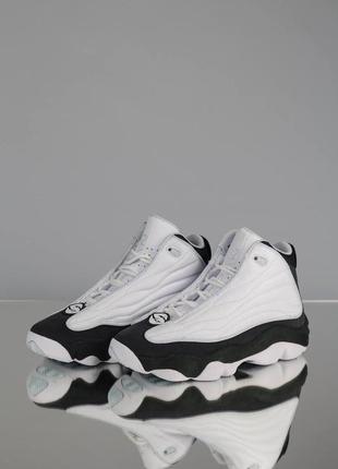 Nike air jordan pro strong tour white & black