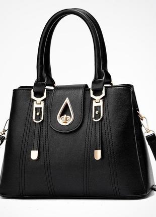 Женская сумка черная с ремешками