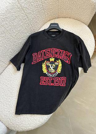 Женская футболка в стиле balenciaga 💓💓💓