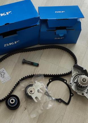 Skf комплект ремня грм + помпа vkmc 30205 на peugeot 3008
