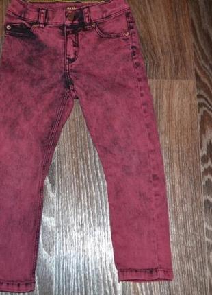 Джинсы на 3-4 года