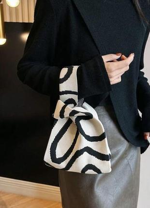 Тренд стильна жіноча в'язана текстильна сумка шопер графічний принт абстракція3 фото