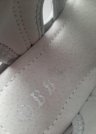 Босоніжки дитячі для хлопчика закриті сандалі сірі з салатовим на липучці7 фото