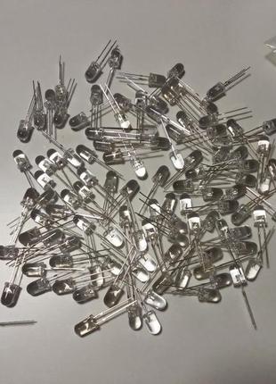 Светодиоды (светодиоды) яркие белые 3 вольт.