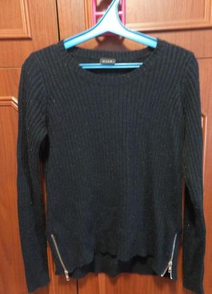 Свитер