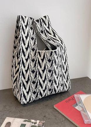 Тренд стильна жіноча в'язана текстильна сумка шопер графічний принт абстракція