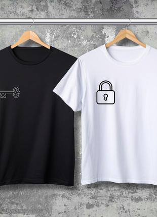Парная футболка с принтом - ключ!