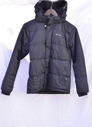 8183\380 теплая черная куртка mountain warehouse 11-12 years