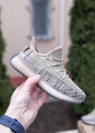 Жіночі текстильні кросівки adidas yeezy 350 v2 адідас ізі буст 350 розпродаж