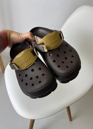 Тапочки crocs