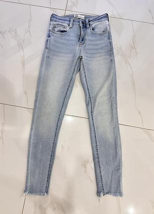 Джинси zara skinny