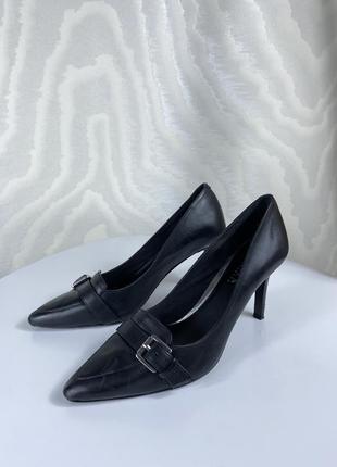 Lauren ralph lauren туфлі човники з гострим носком на шпильці класичні чорні брендові