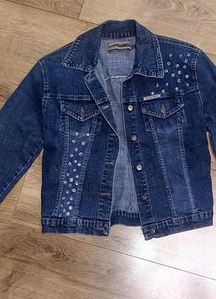 Джинсова куртка