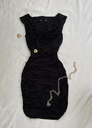 Черное платье жатка, черное мини платье