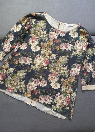 Легкая блуза, блузка большого размера.