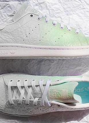 Шкіряні кросівки хамелеон білі оригінал від adidas stan smith