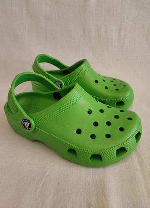 Дитячі шльопанці босоніжки "crocs" розмір m1 w3 32-33 (22 см) стик!!