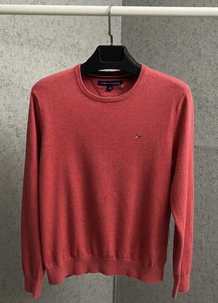 Кораловий светр від бренда tommy hilfiger