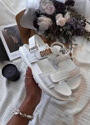 Шикарные женские босоножки сандали в стиле christian dior sandals white белые