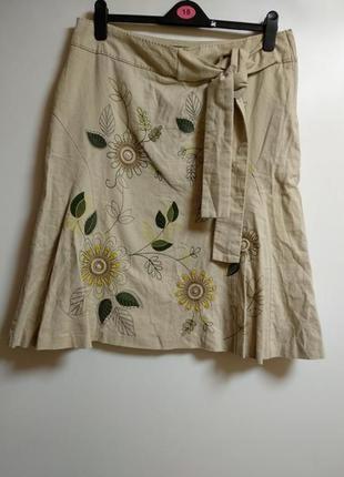 Льняная юбка с вышивкой и аппликацией 14/48-50 размера