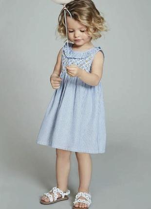 Очень красивое изящное стильное платье с воротничком в полоску для девочки 2/3р next