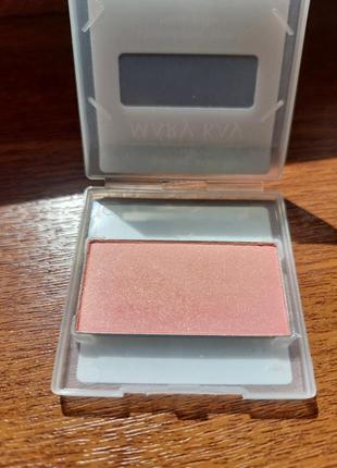 Рум'яна aden cosmetics.