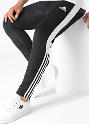 Спортивні штани з лого ✨ adidas ✨ штани tiro essential для спорту блискавки на щиколотках